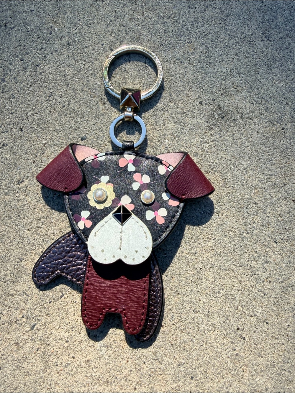 kate spade Floral Puppy Keychain Charm in Pink & Burgundy - Picture 3 of 9